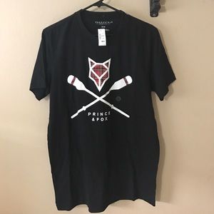 Ladies Aéropostale prince and fox t-shirt