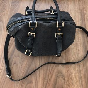 Michael Kors Authentic bag . Price Firm