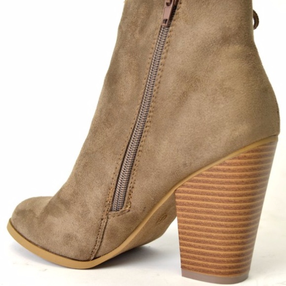 ONE SIZE 9 LEFT---Angelina Ankle Booties - Picture 2 of 3
