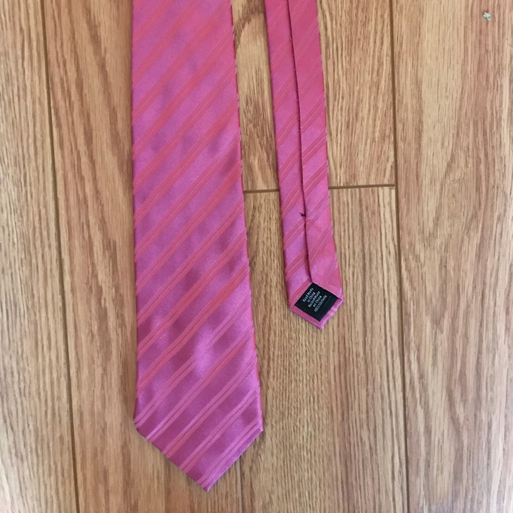 That clutch pink tie