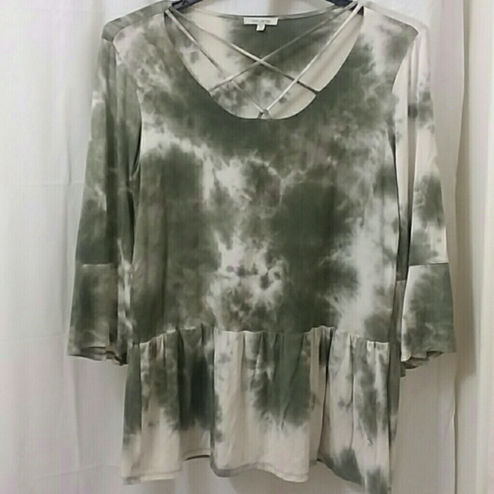 Tie Dye Blouse comes with free shirt!
