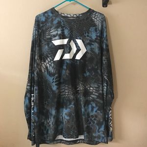 Daiwa X Huk collaboration performance shirt!!