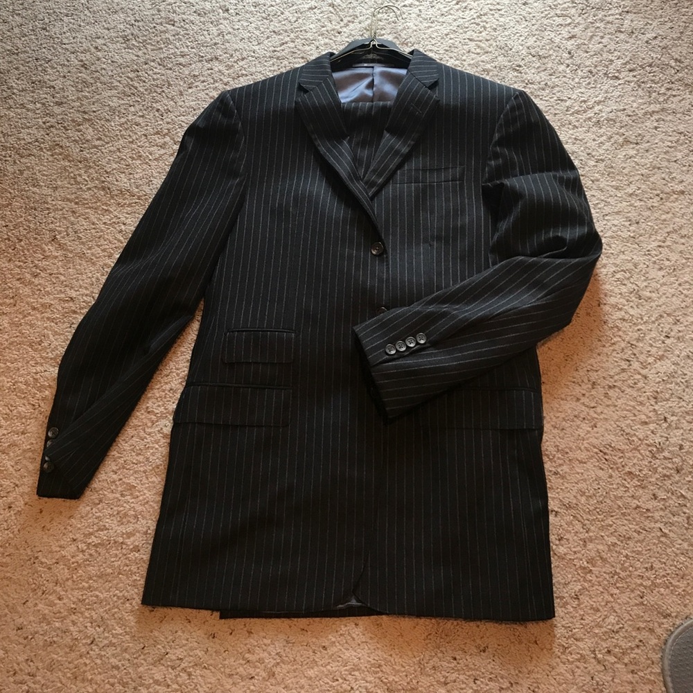 Men’s suit