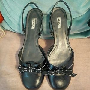 ALFANI black leather slingback LOW heels (8.5)