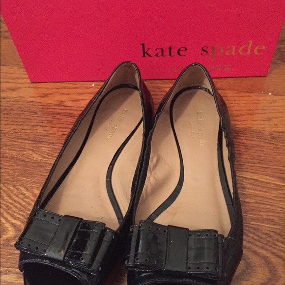KATE SPADE Black Patent Open Toe flats - Picture 4 of 5