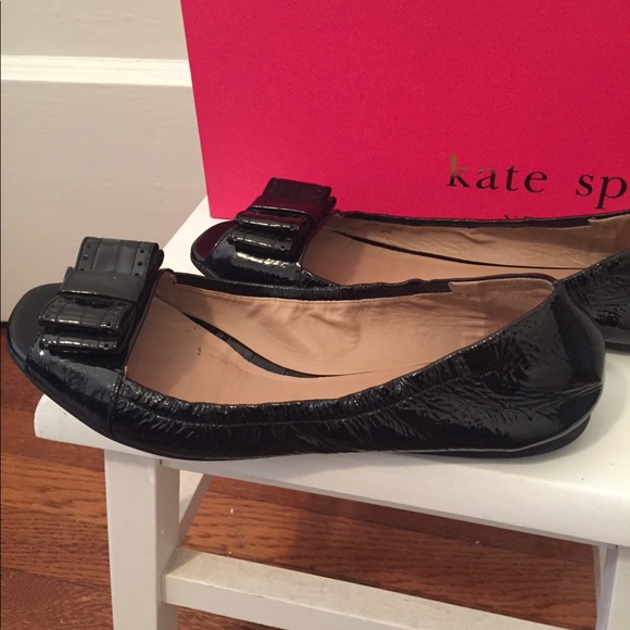 KATE SPADE Black Patent Open Toe flats - Picture 2 of 5