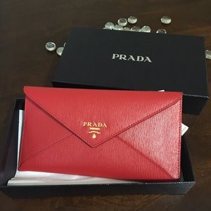 Authentic PRADA SAFFIANO ENVELOPE WALLET