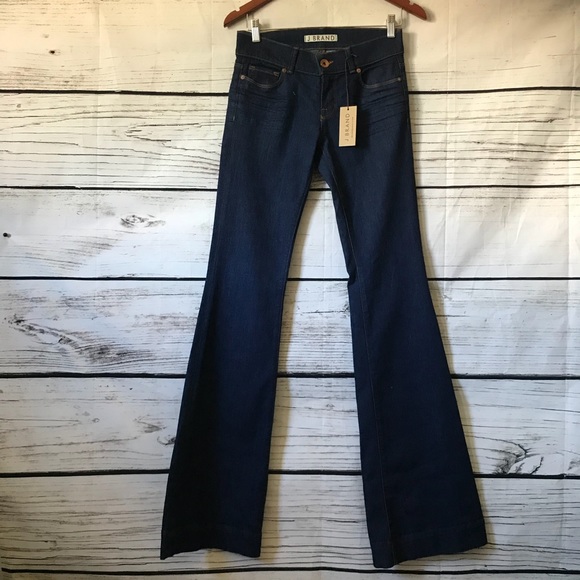 ❌SOLD❌ J Brand Love Story Flare jeans - Picture 3 of 7