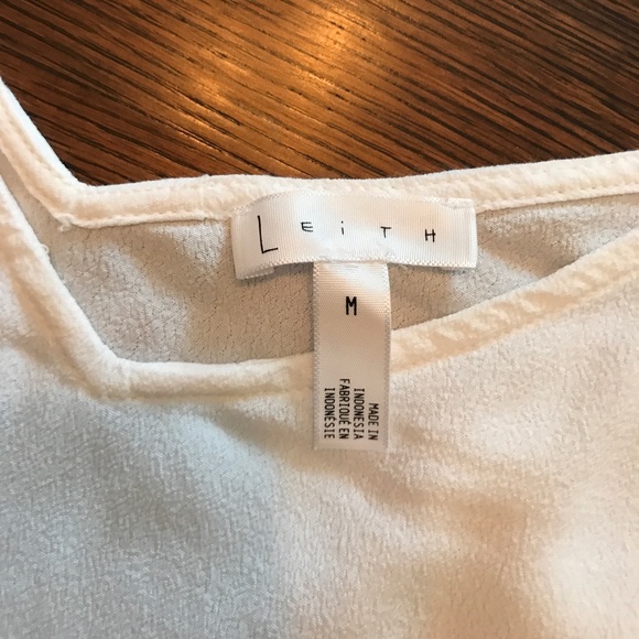 Leith Shoulderless Blouse - Picture 2 of 5