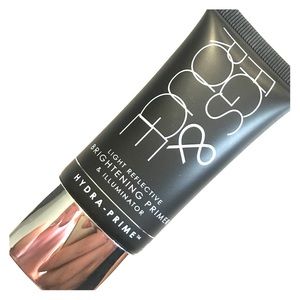 Light Reflective Brightening Primer & Illuminator