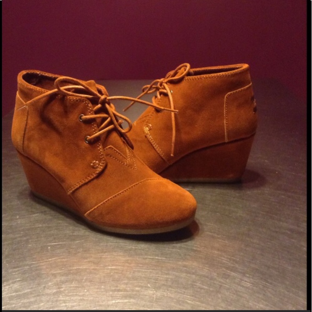 Toms Cognac Desert Wedge - Picture 2 of 7