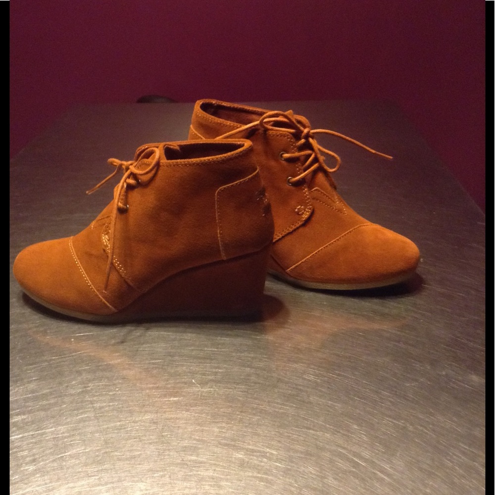 Toms Cognac Desert Wedge - Picture 7 of 7