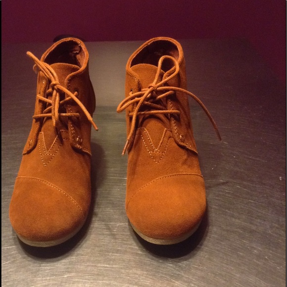 Toms Cognac Desert Wedge - Picture 6 of 7