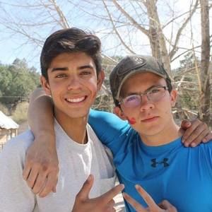 Meet your Posher, Luis