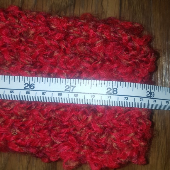 ***SOLD***Handmade Knitted Scarf NWOT - Picture 3 of 4