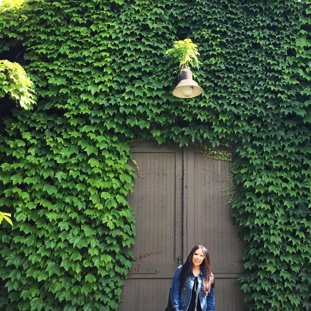 Meet your Posher, Gabriela