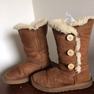 MOVING MUST GO Authentic UGG Australia Boots