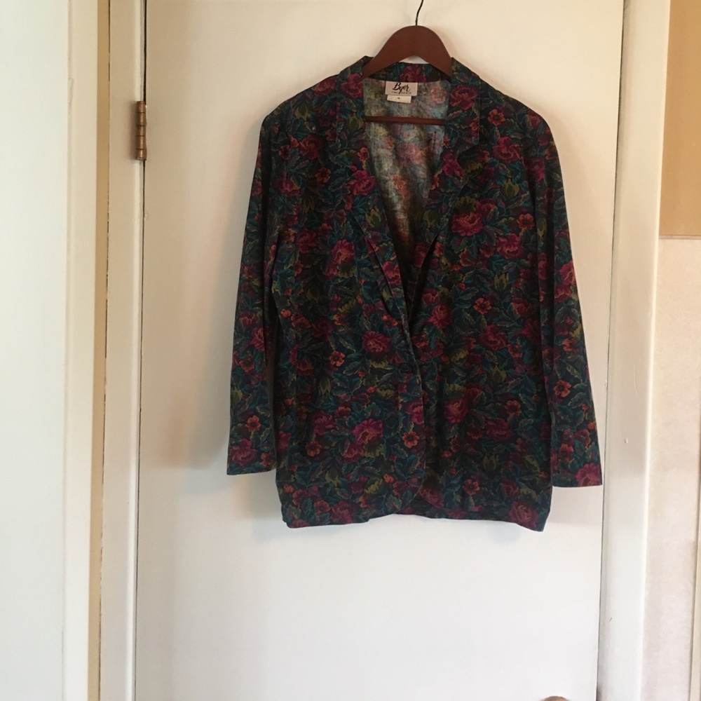 Beautiful fall colored blazer