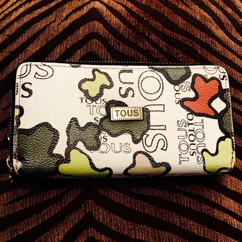 TOUS leather wallet