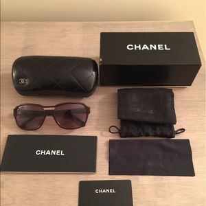 CHANEL Sunglasses 5194 1261/3L Glossy Burgundy