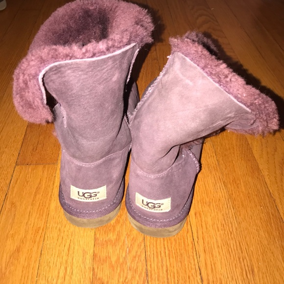 UGG Shoes - Ugg women’s Bailey button boots size 8