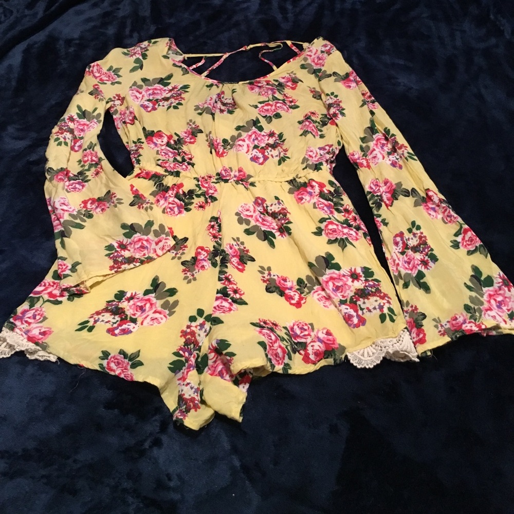 Romper - Picture 1 of 2