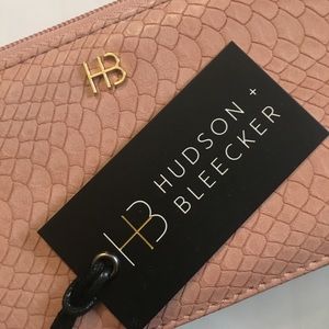 Hudson + Bleeker Bonjour Smartphone Wallet