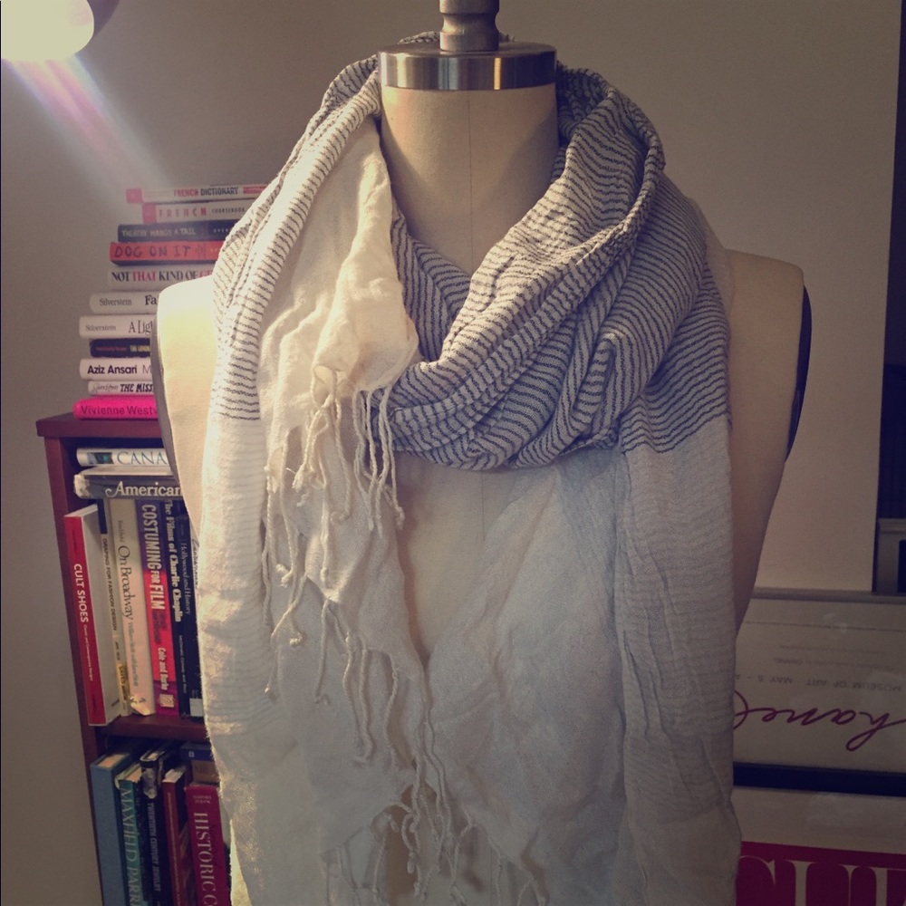BOGO Old navy ultra lightweight scarf