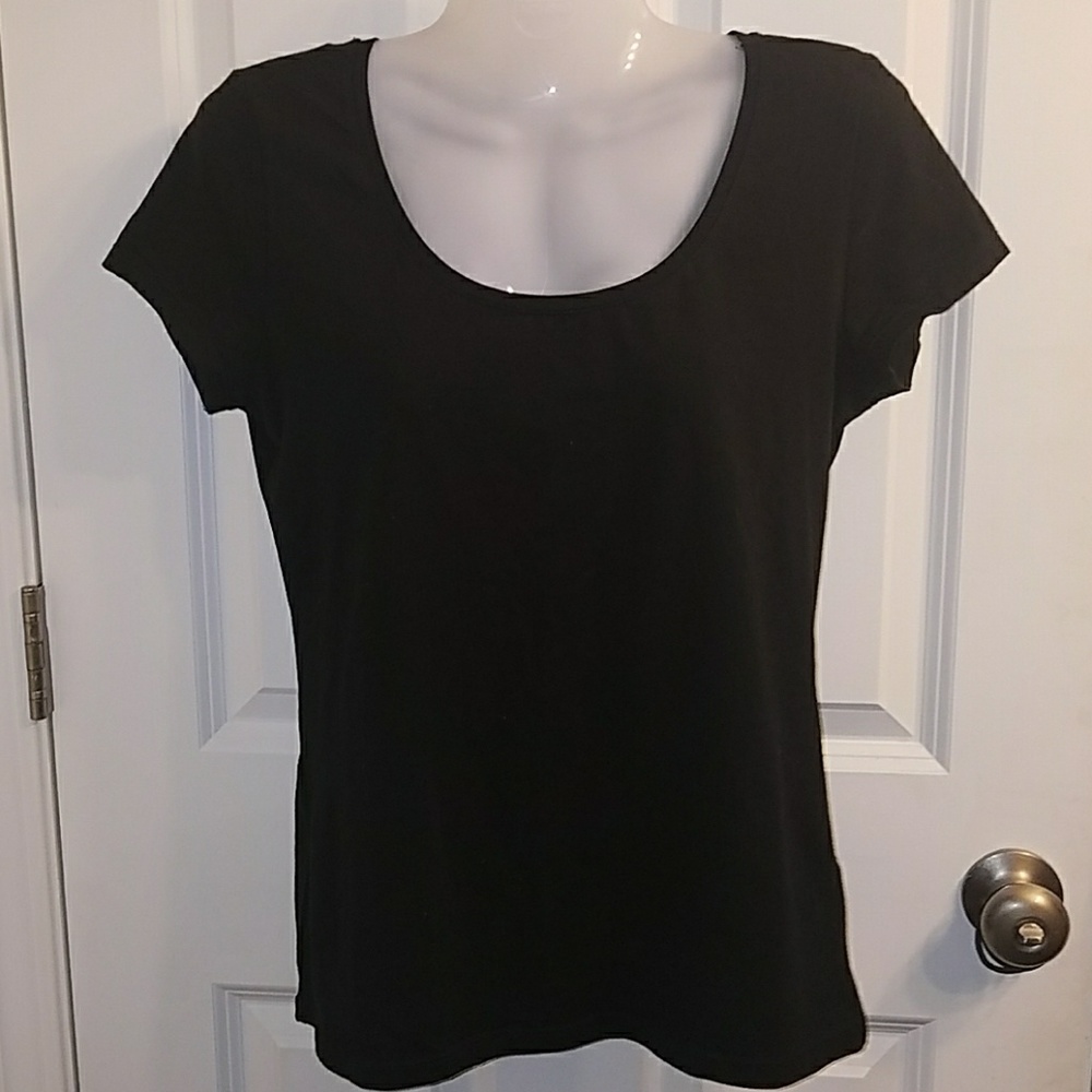 H&M Basic Tee!