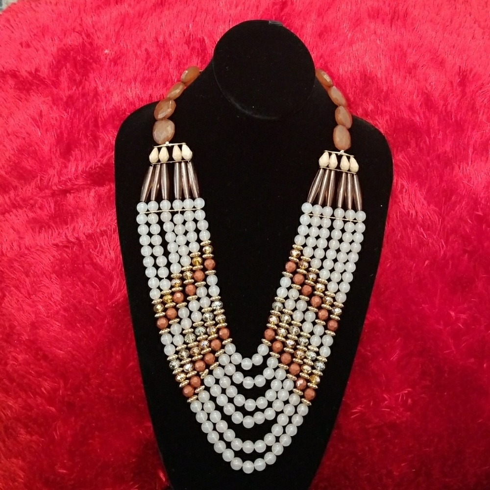 🍒Brown/Topaz Necklace and matching earrings