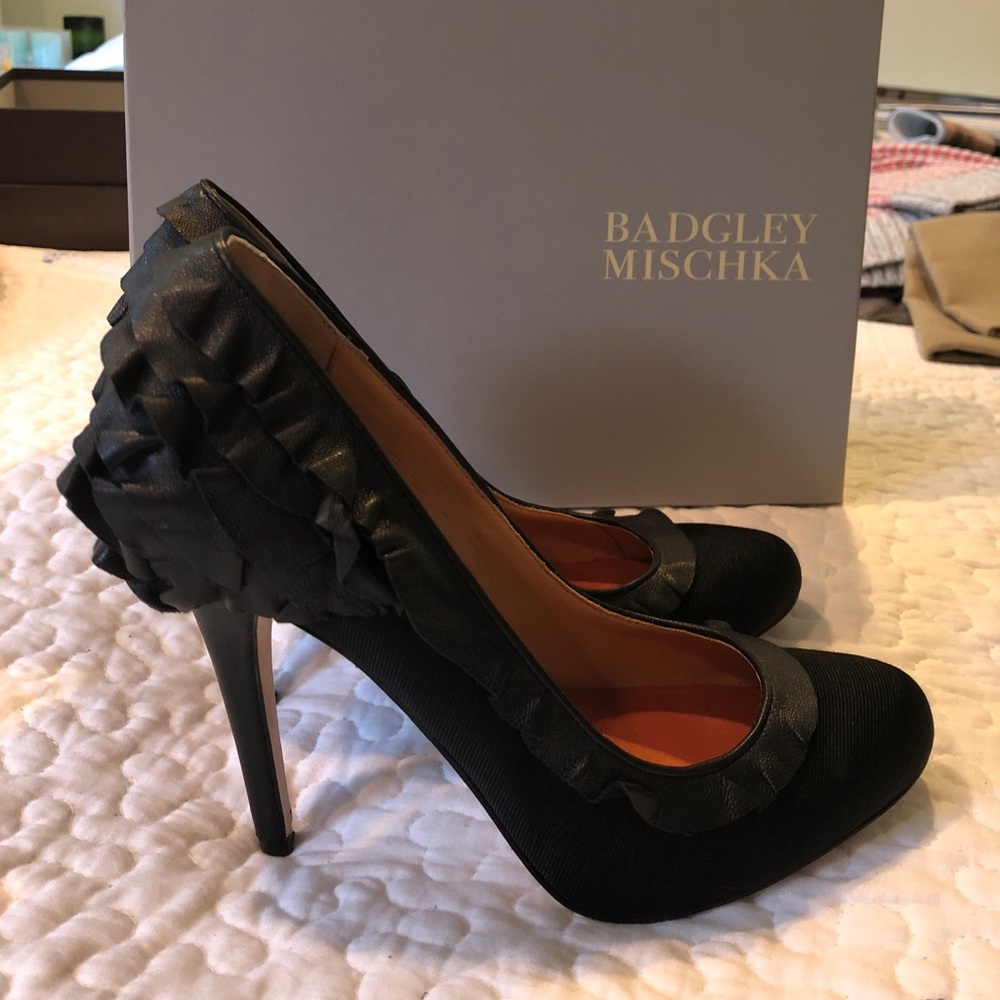 Badgley Mischka Pumps