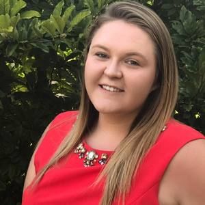 Meet your Posher, Alexis