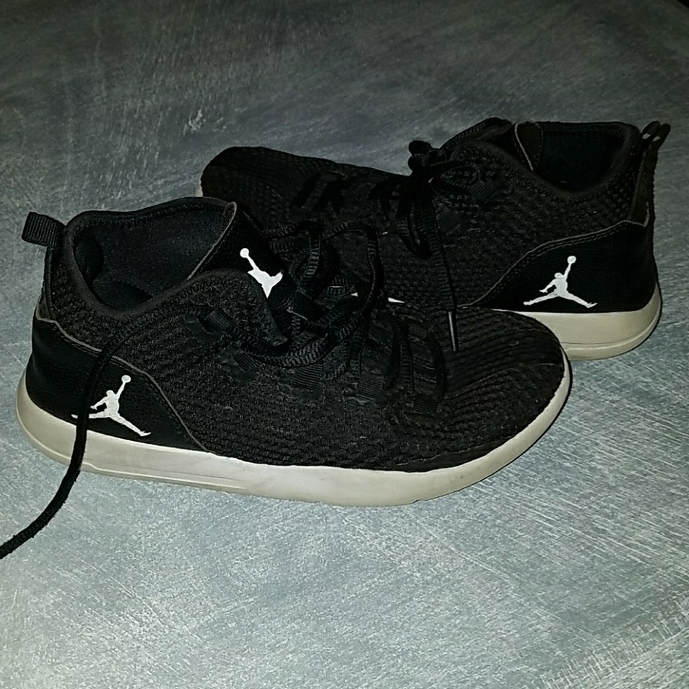 Boys Jordan's