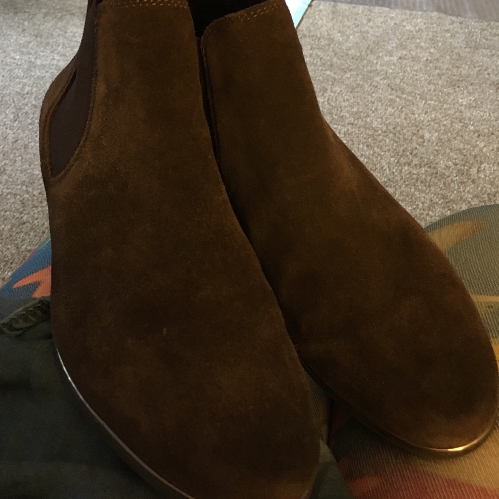 Awesome suede Sam Edelman bootie by "Circus" sz9
