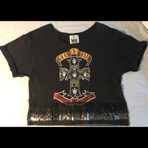FURST OF A KIND CROP TOP GUNS •N• ROSES TOP🤘🏼