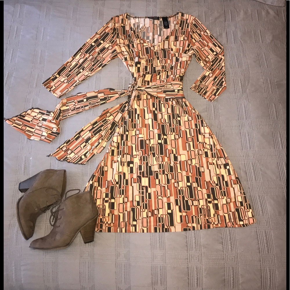 Trendy city wrap dress