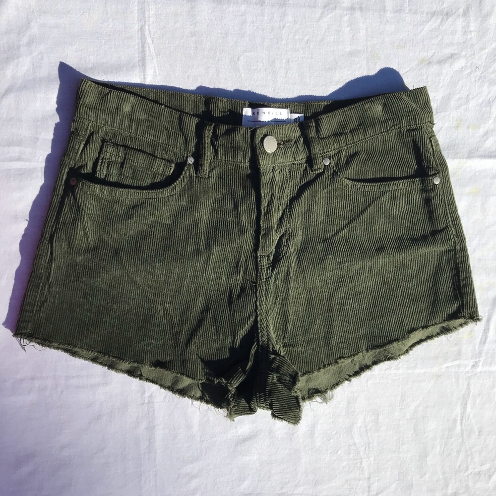 💕 3/$6 Kendall + Kylie Corduroy Short