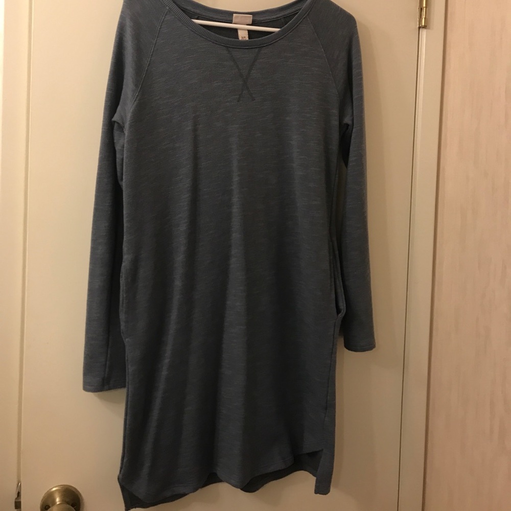 Blue dress with pockets