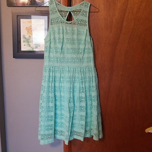 BB Dakota Dresses & Skirts - BB Dakota seafoam green eyelit dress