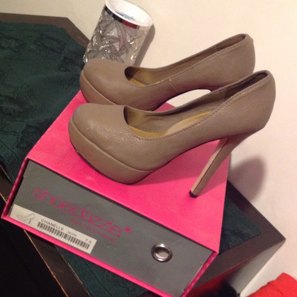 Shoedazzle Heels
