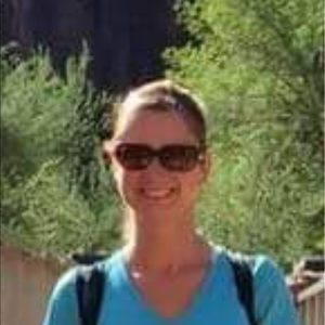 Meet your Posher, Carey