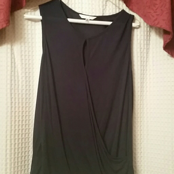 Cabi sleeveless crossover tee navy Sm - Picture 3 of 7
