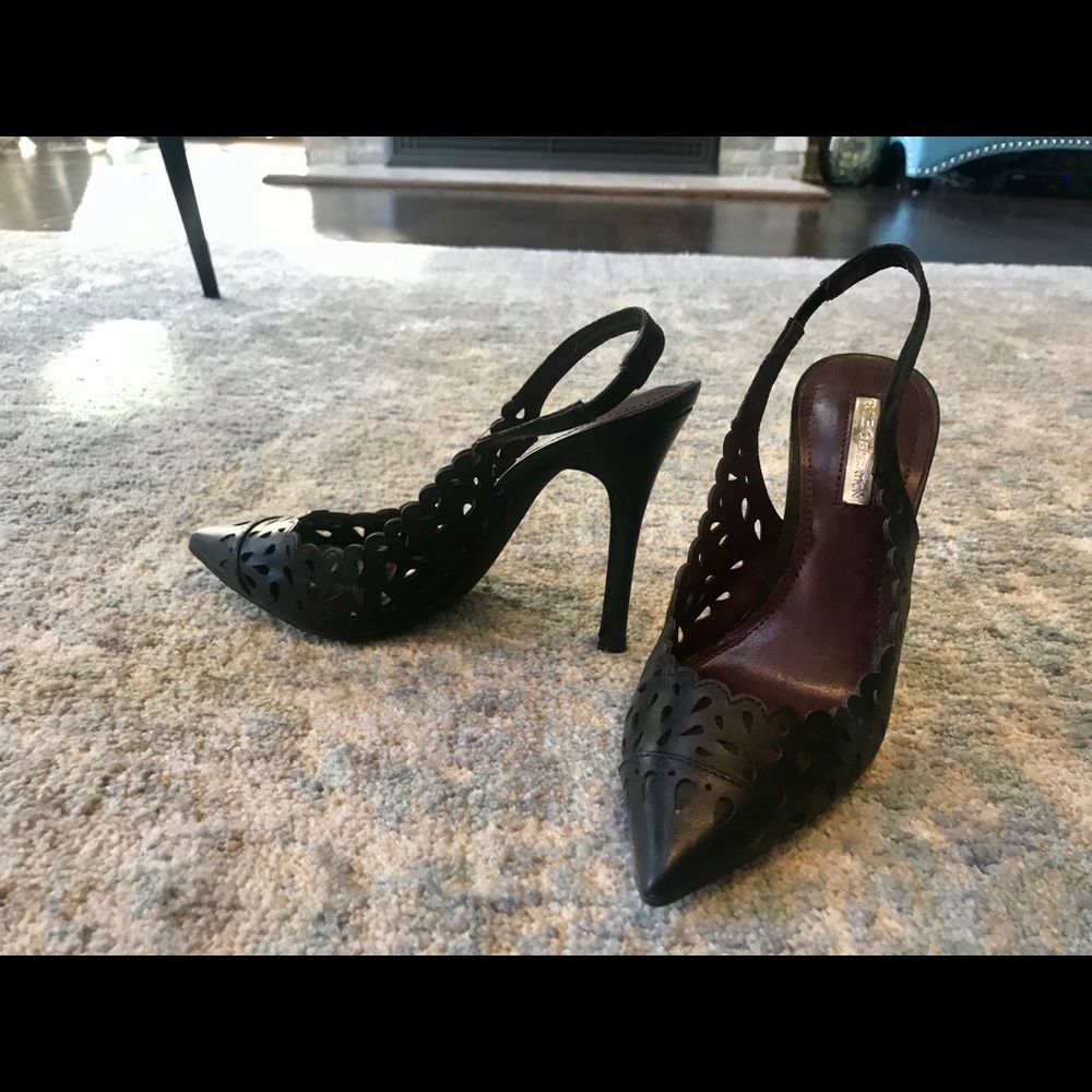 Size 4 BCBGeneration leather flower cutout heels - Picture 3 of 5