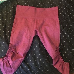 Lululemon Pants sz6 - never worn (only to try on)