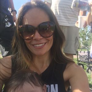 Meet your Posher, Sonya