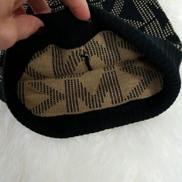 MICHAEL KORS BEANIE/ HAT BLACK-TAN - Picture 4 of 4