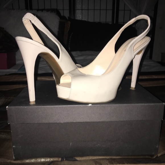Guess Heels - Picture 2 of 2