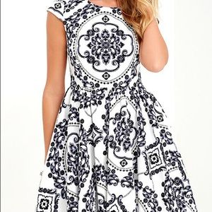 Lulu’s Royal Luxe Patterned Ivory Dress