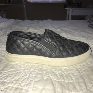 Steve Madden ECENTRCQ Sneaker!  BLACK SIZE 5.5