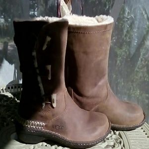 Ugg Women's Winter Boots NWOB